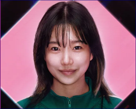 Jo Yu-ri as Kim Jun-hee 222